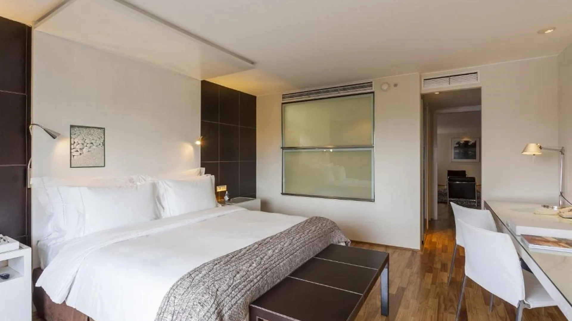 Hotel Unique Sao Paulo 5*,